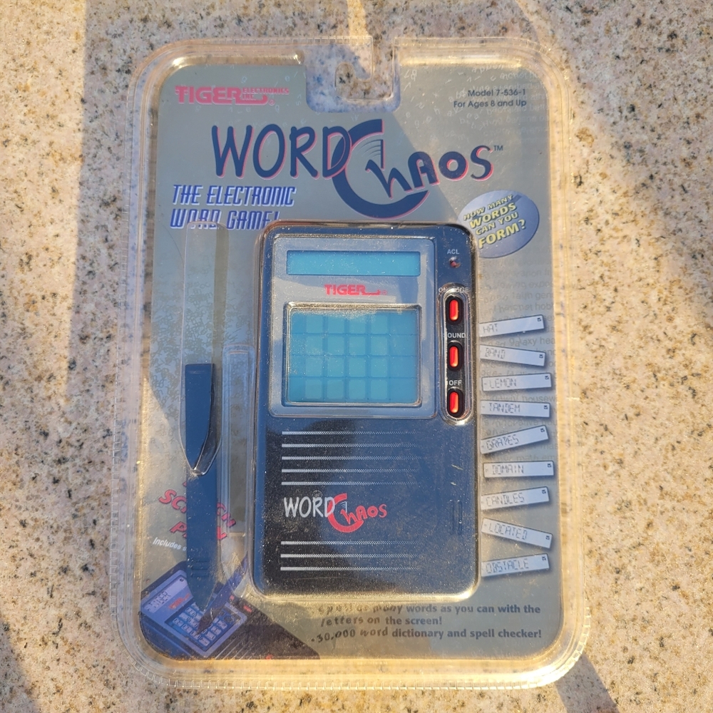 Nwt! Tiger Word Chaos LCD Electronic Word Game with Stylus 1996 Tested